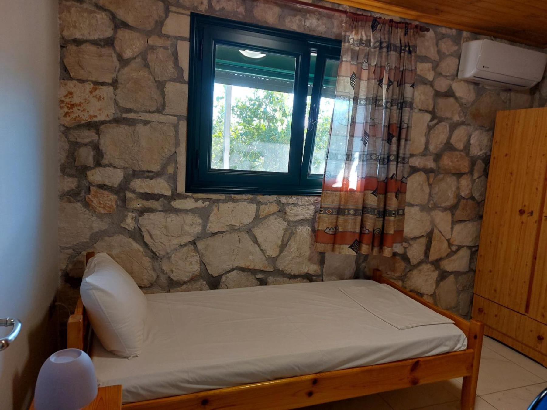 The Stone House-Zacharatos Nikolaos Villa Poulata Bagian luar foto