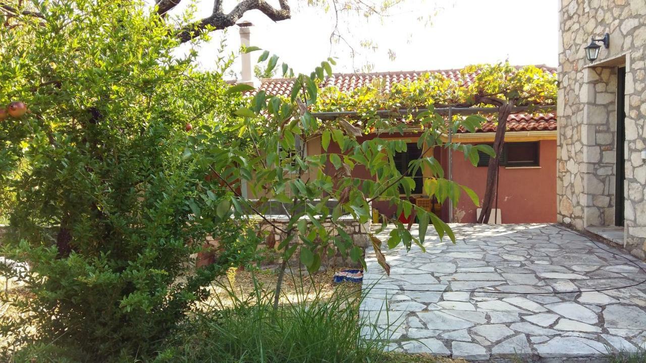The Stone House-Zacharatos Nikolaos Villa Poulata Bagian luar foto